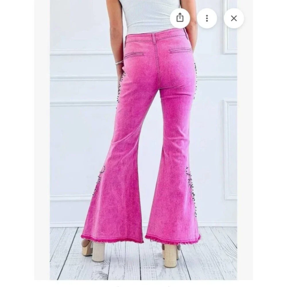POL jeans POL Pants PINK FLARE EMBROIDERED FLOWERS bohemian jeans womens Medium